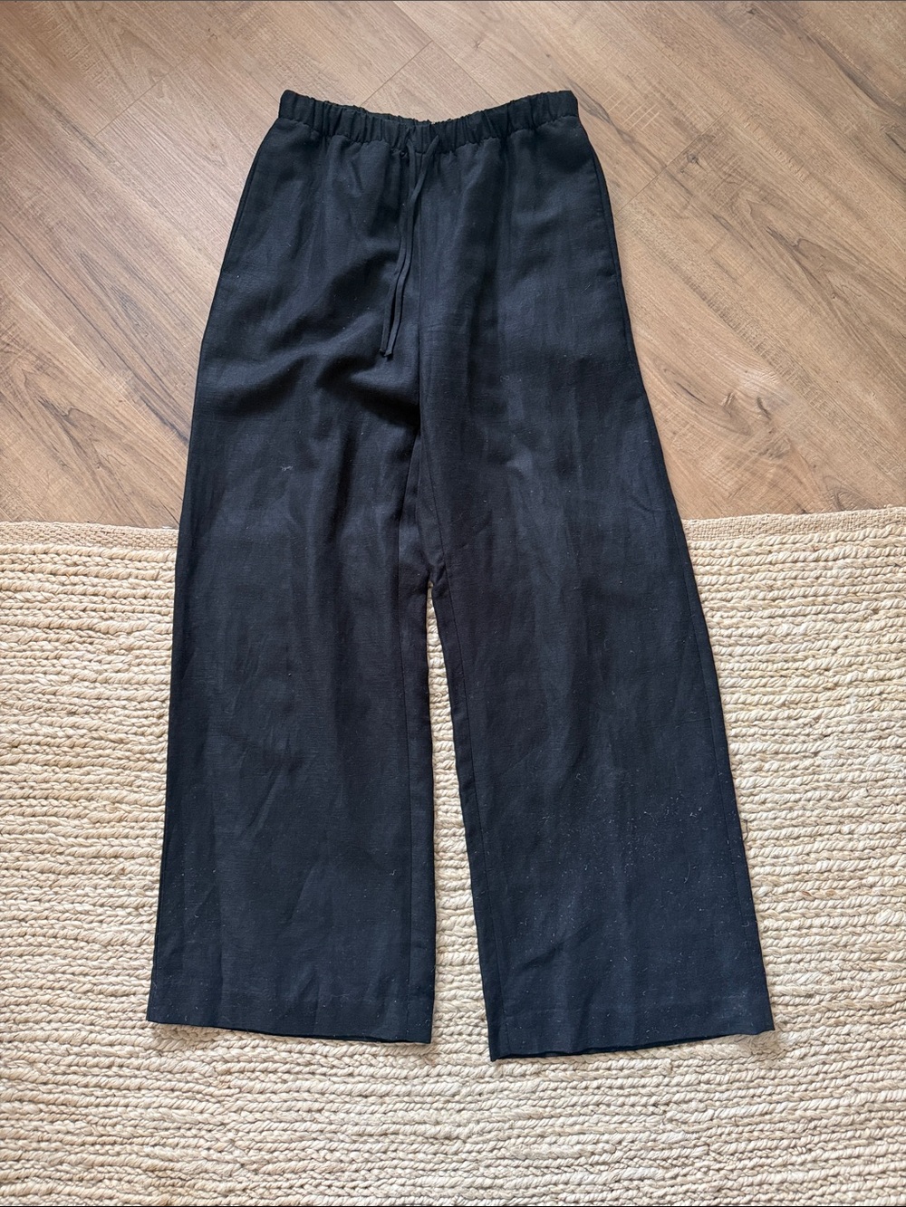 Wilfred Black Wide-Leg Drawstring Linen Sweatpants
